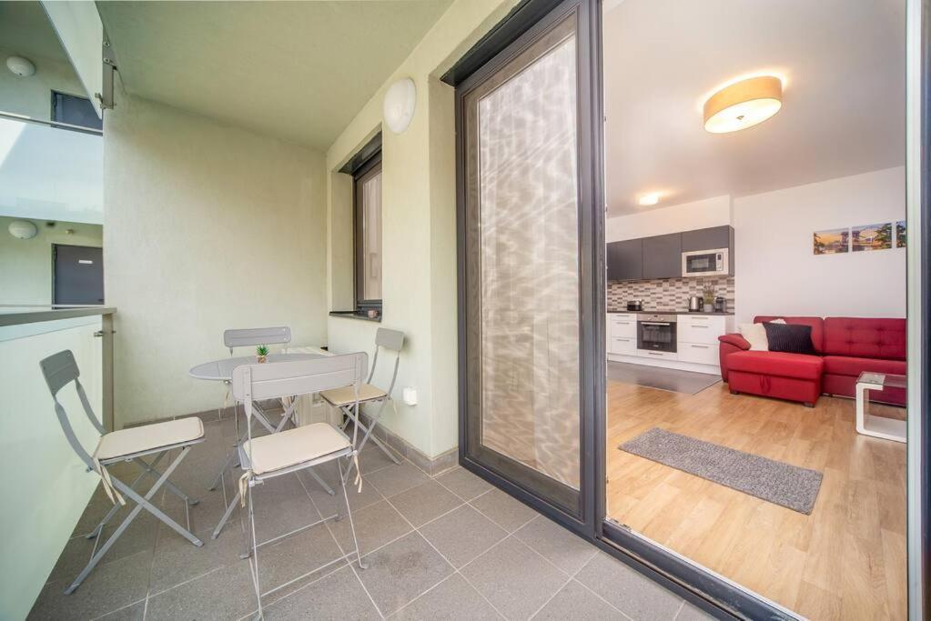 Grace Pine Apartment 1 Budapeste Exterior foto